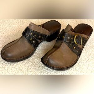 B.O.C. Women’s Brown Clogs Size 7m